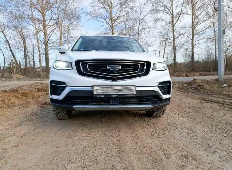 Geely Atlas Pro аренда